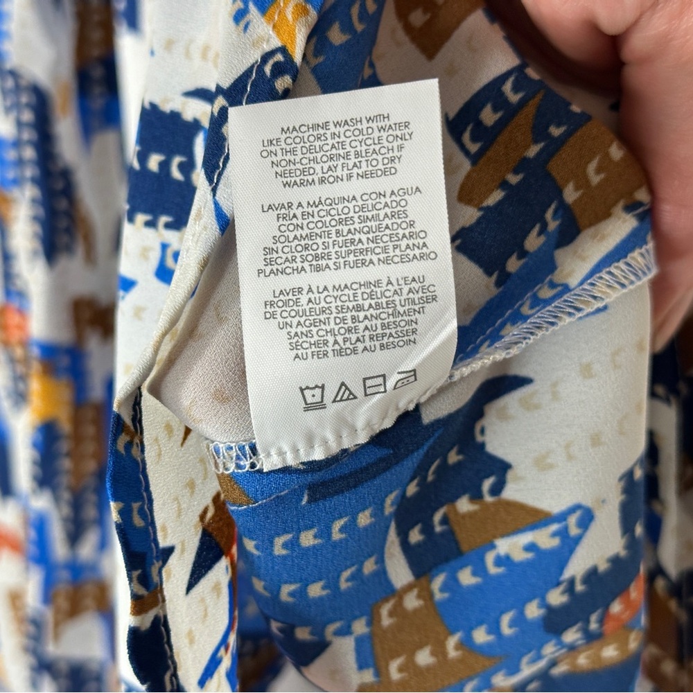 CAbi Jigsaw Top | Patterned Sleeveless Blouse | Blue, Brown, White Spring 6106 - Picture 6 of 13